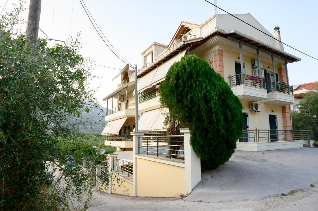 Dinos Apartments Васілікі Екстер'єр фото